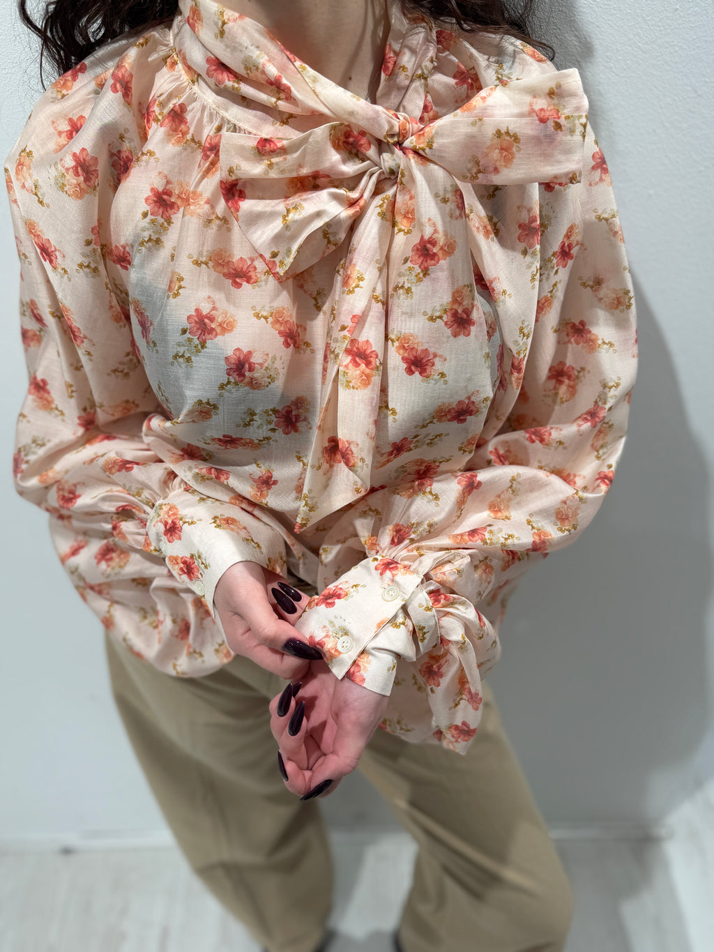 Blusa con Fiocco a Fantasia