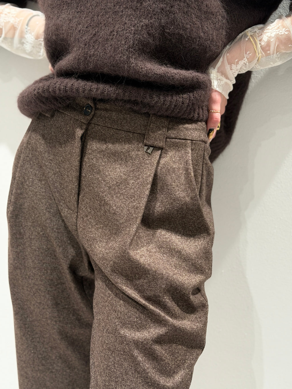 Pantaloni Sartoriali con Pinces