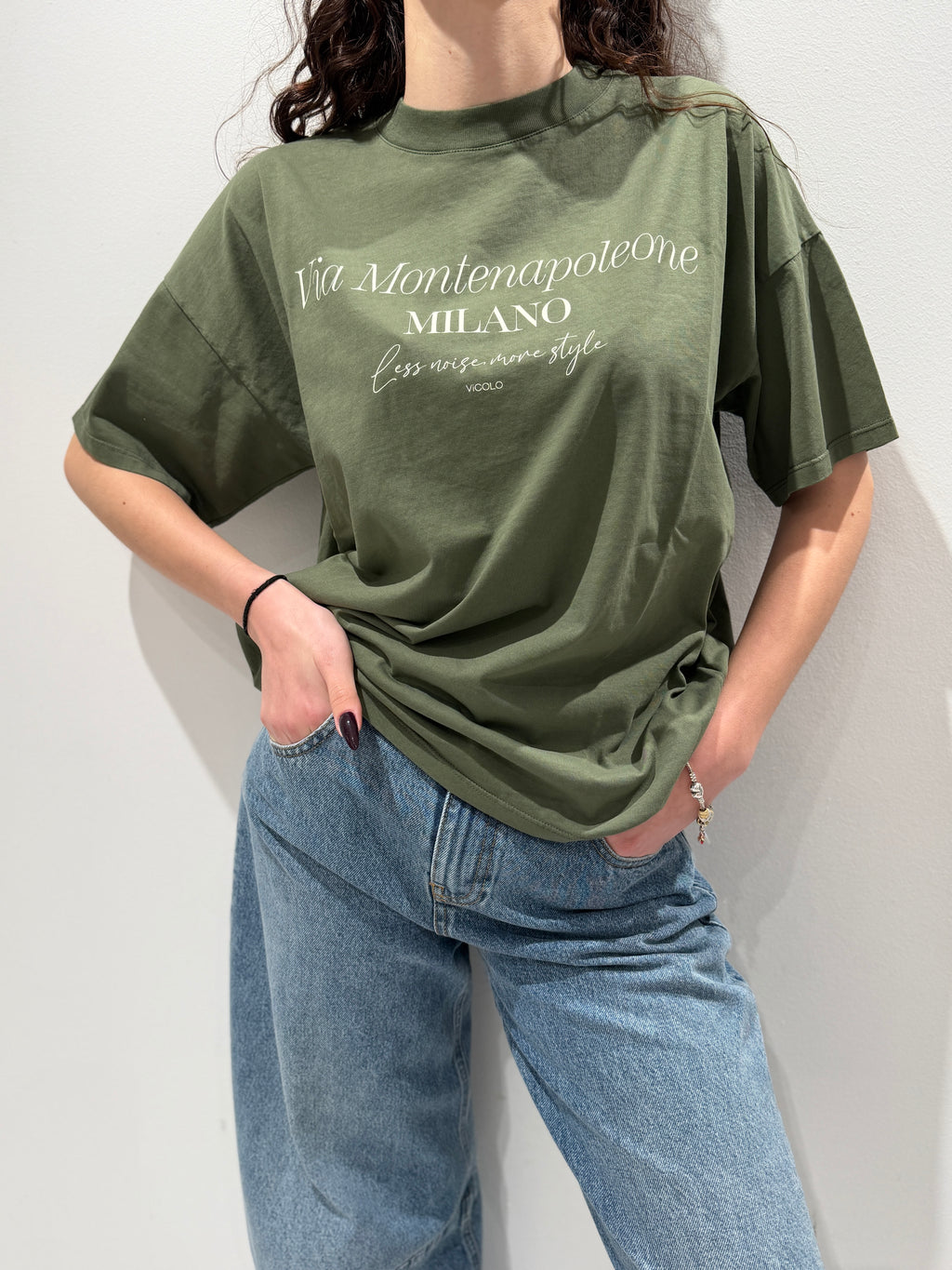 T-Shirt con Stampa "Montenapoleone"