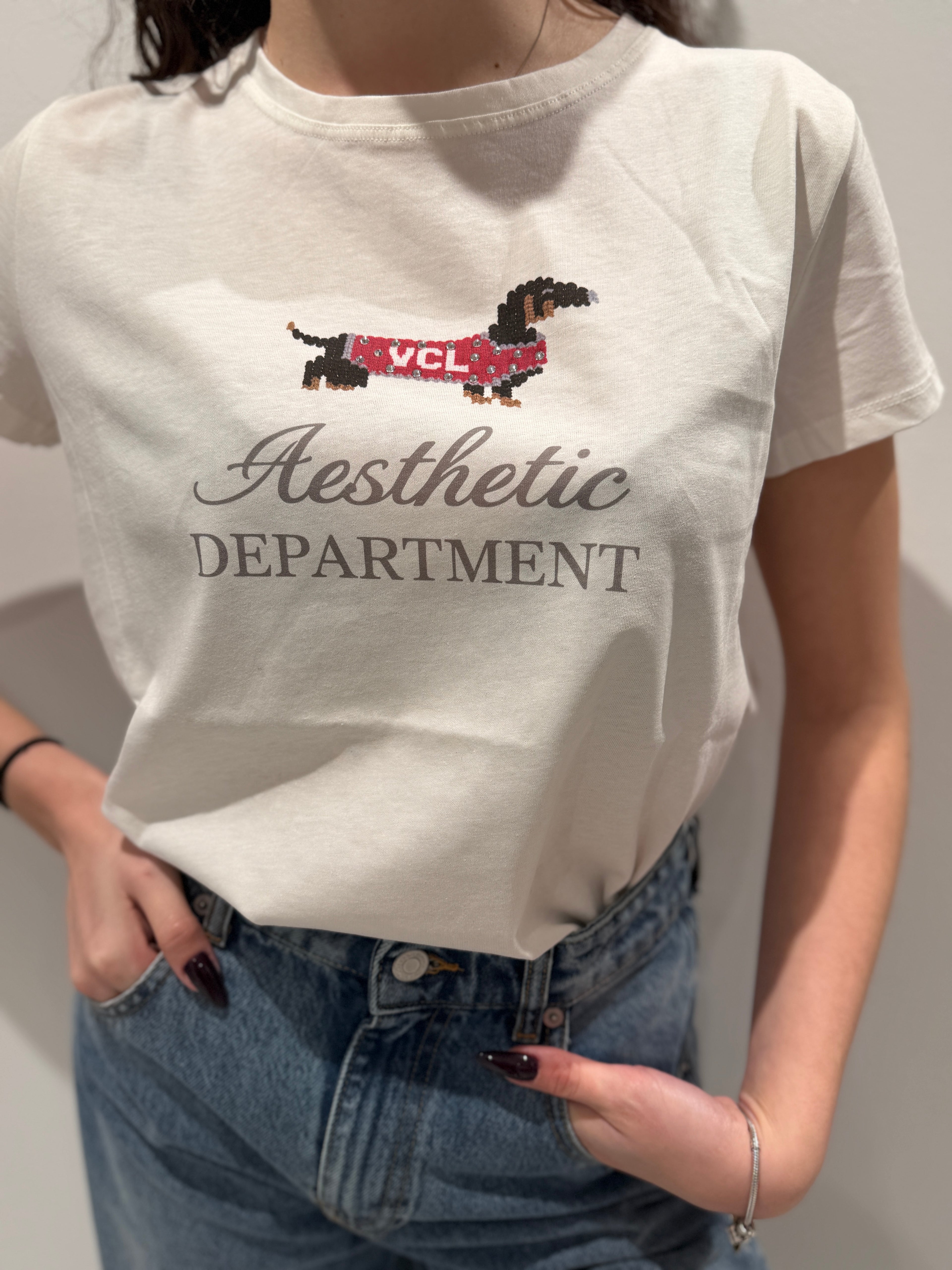 T-Shirt con Bassotto a Maniche Corte
