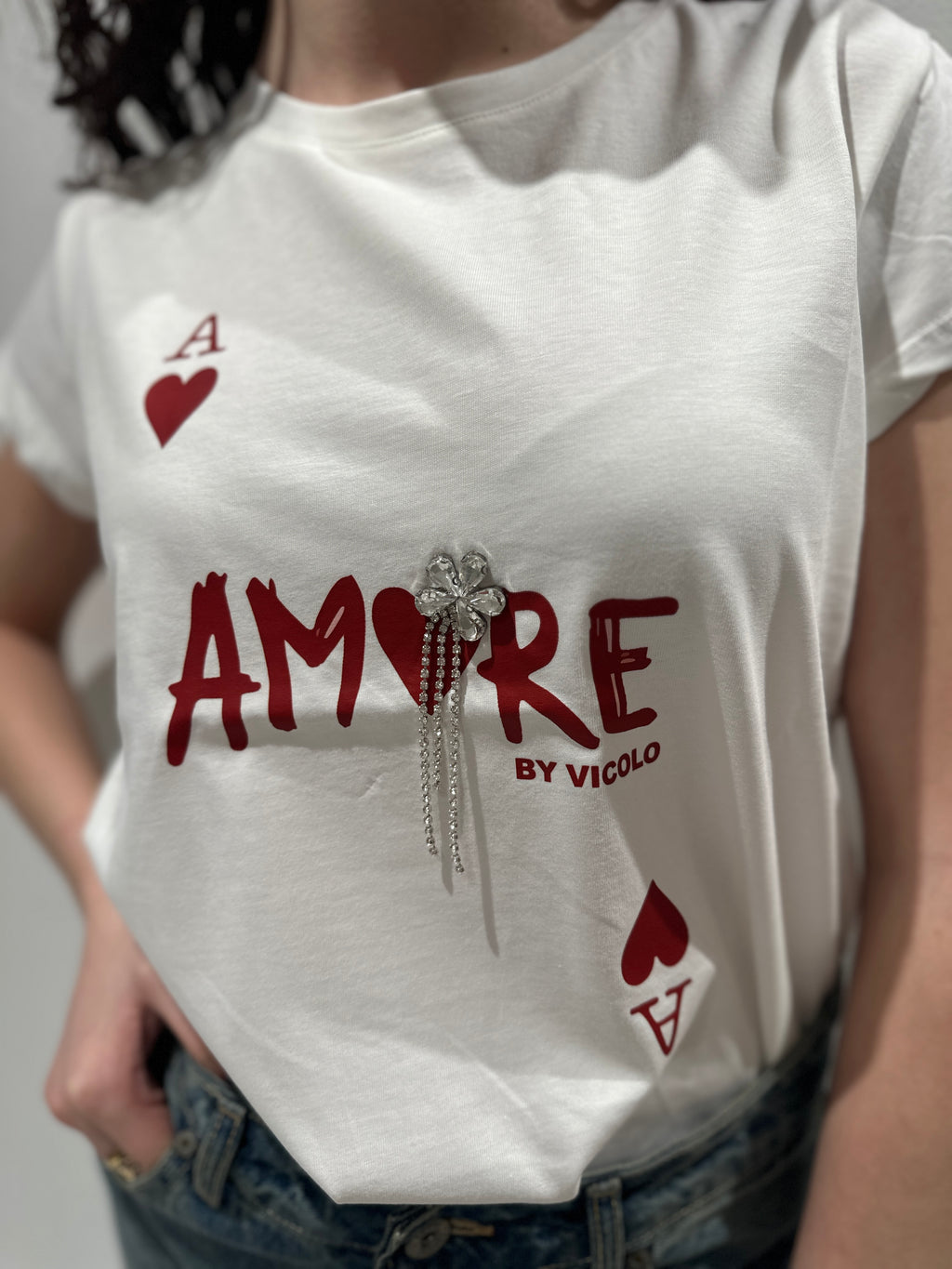 T-shirt “Amore” e Strass