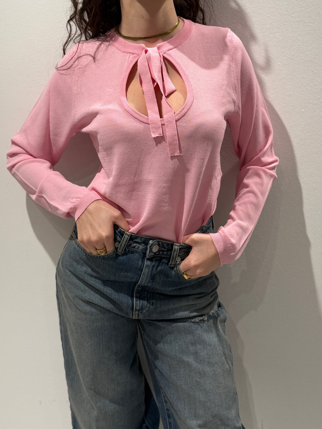 Maglia con Scollo a Fiocco