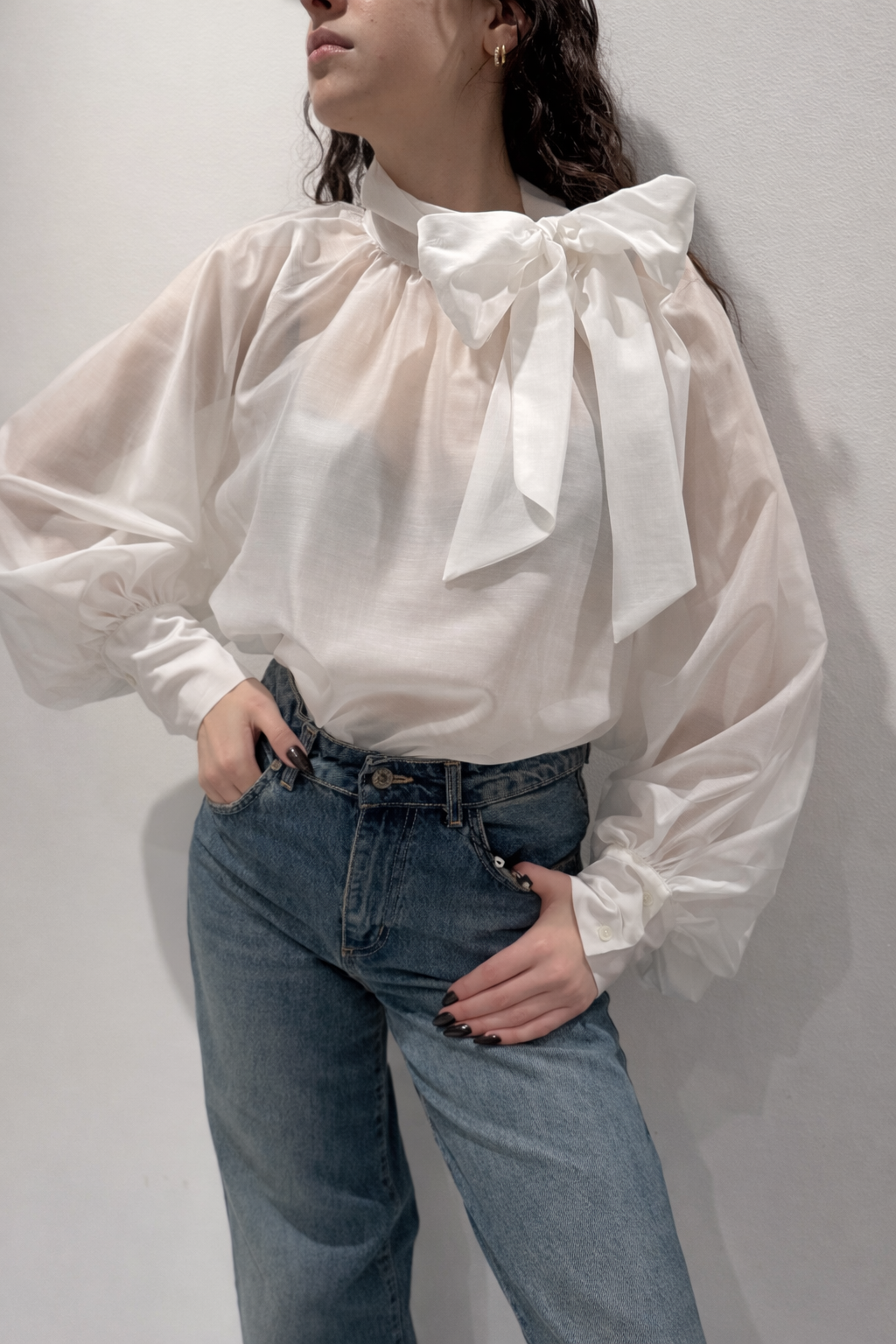 Blusa con Fiocco