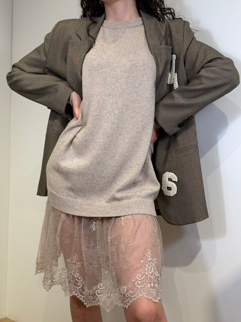 Abito in Maglia con Pizzo