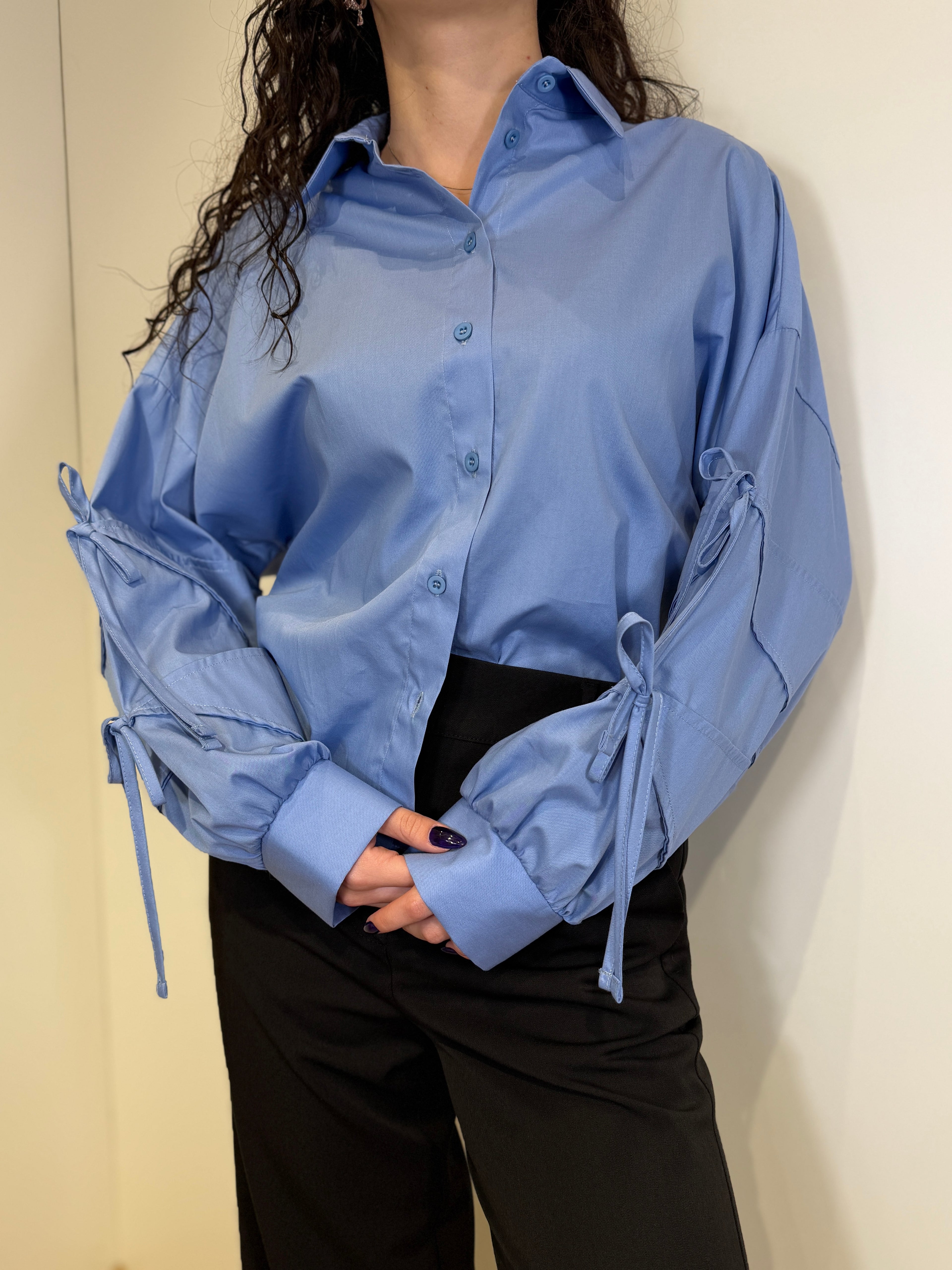 Camicia con Dettaglio Maniche