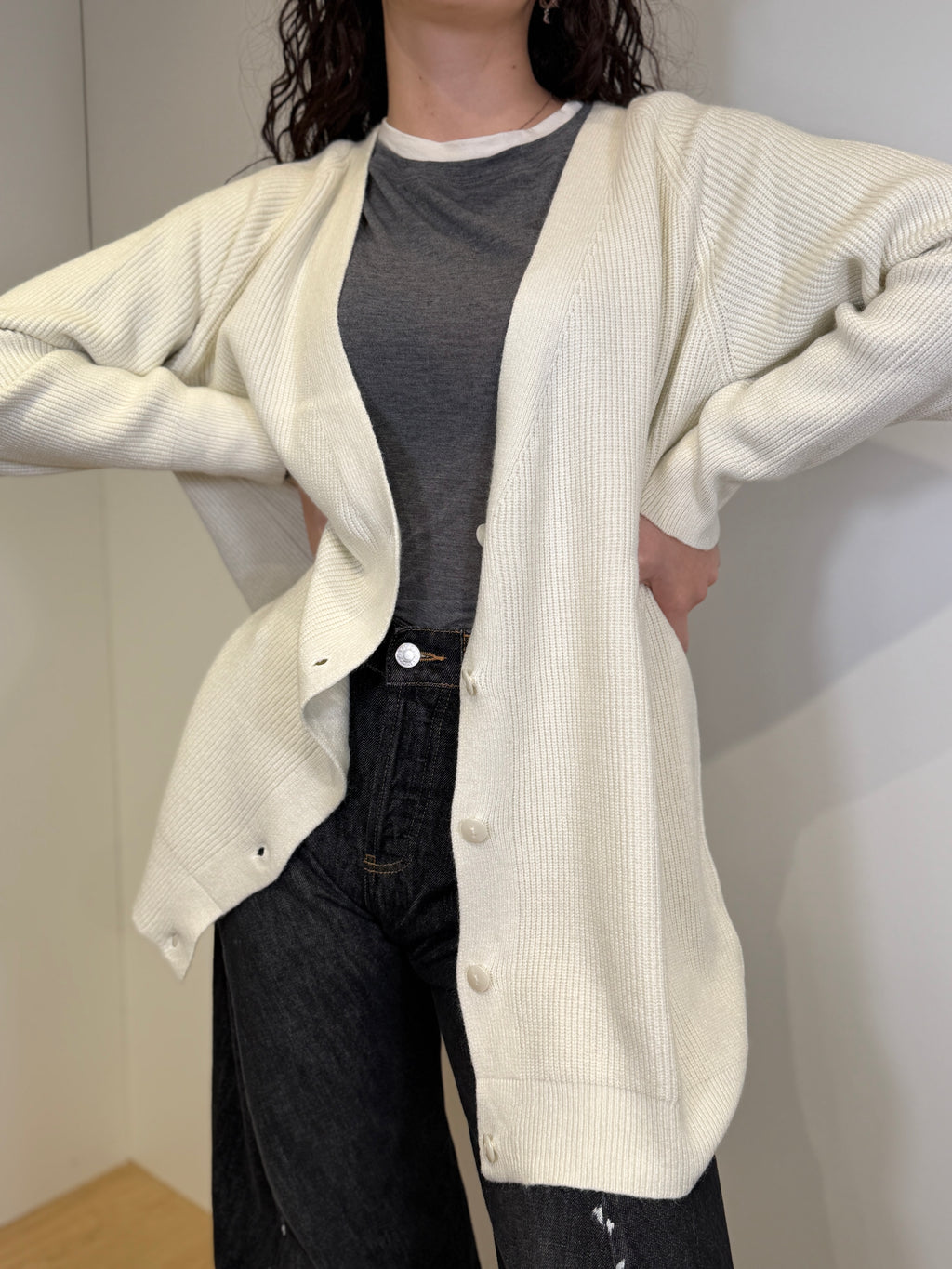Cardigan Lungo con Bottoni