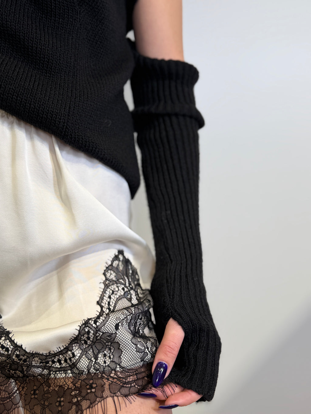 Gonna Mini Satin con Pizzo