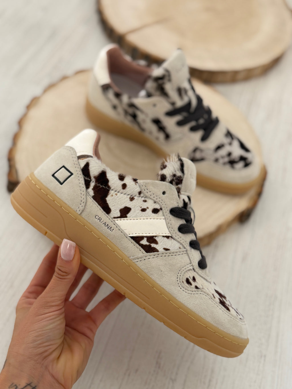 DATE sneaker bassa modello COURT