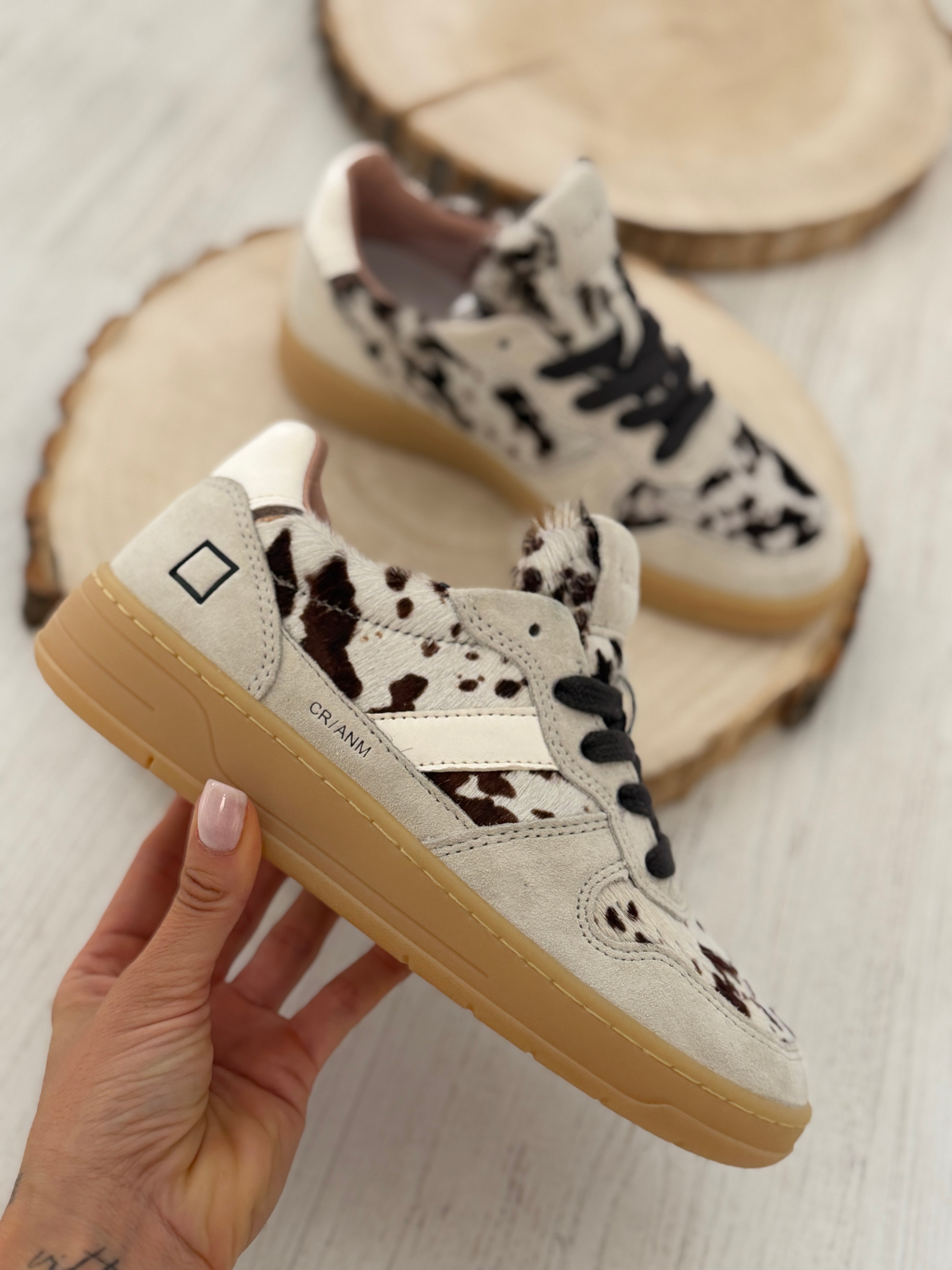 DATE sneaker bassa modello COURT