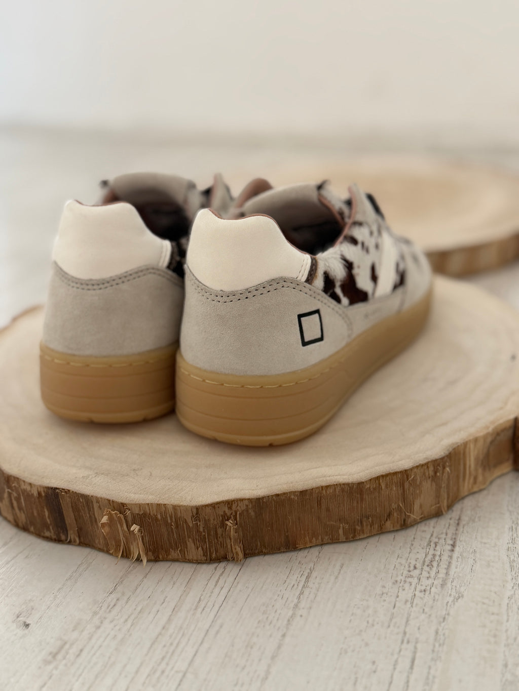 DATE sneaker bassa modello COURT