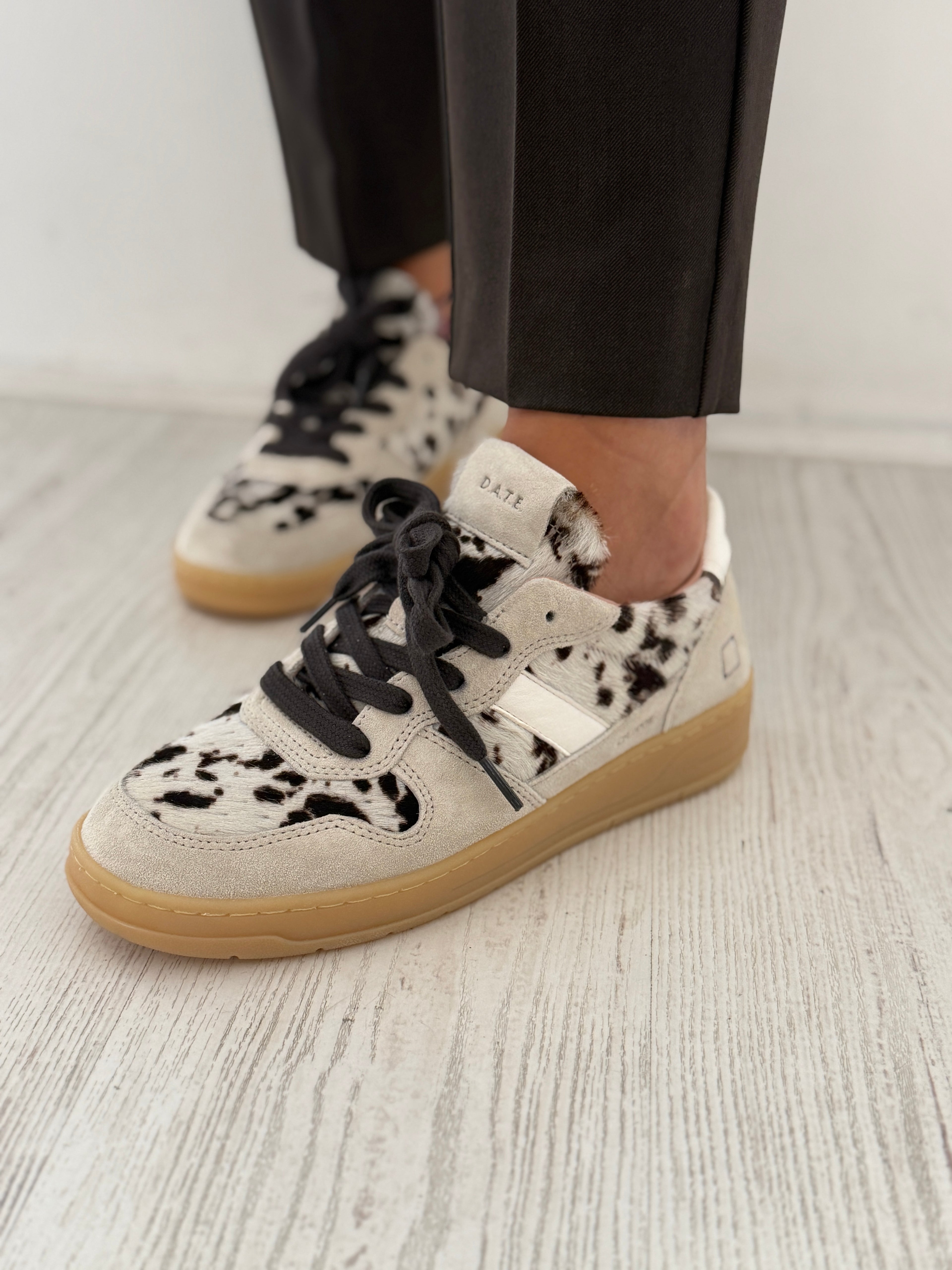 DATE sneaker bassa modello COURT
