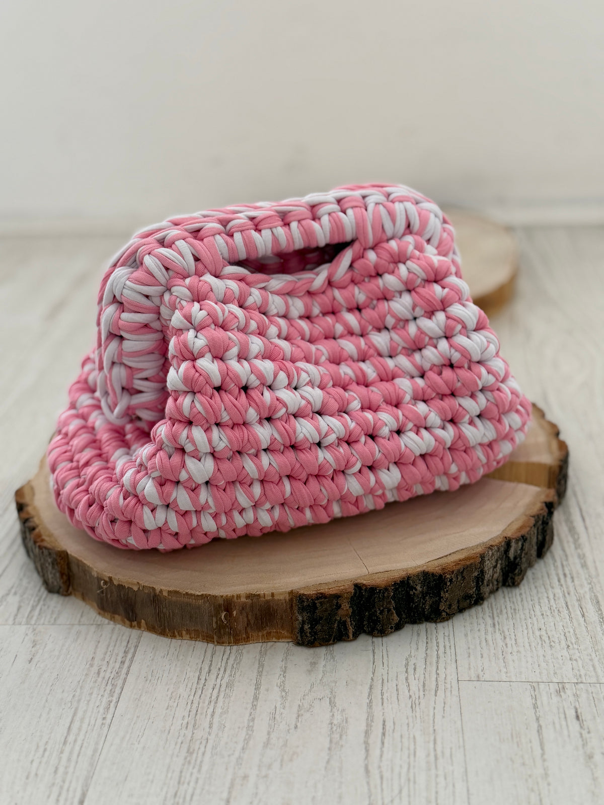 Pochette in crochet doppio filo