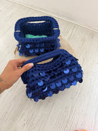 Clutch in crochet paillettes