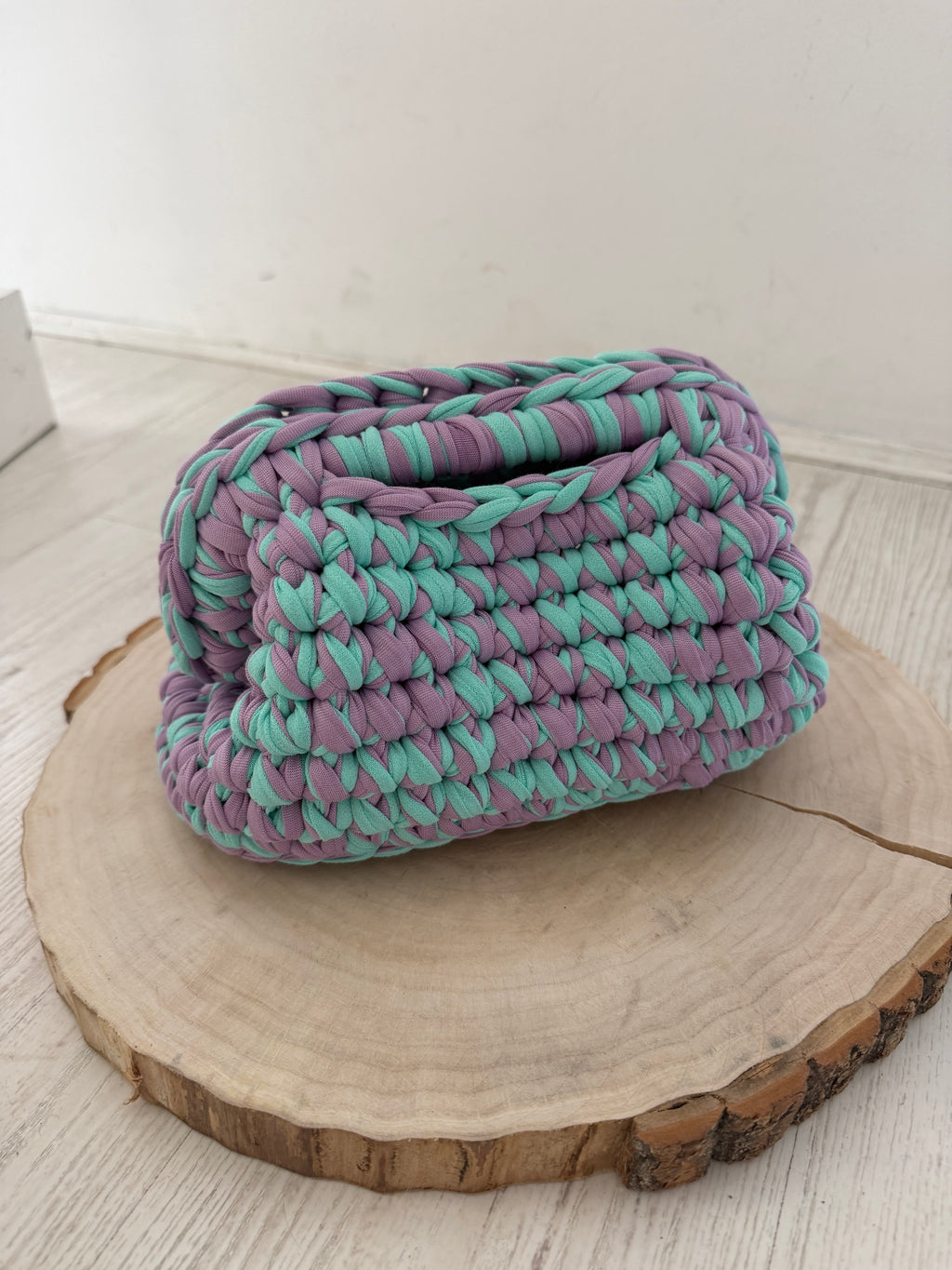 Pochette in crochet doppio filo