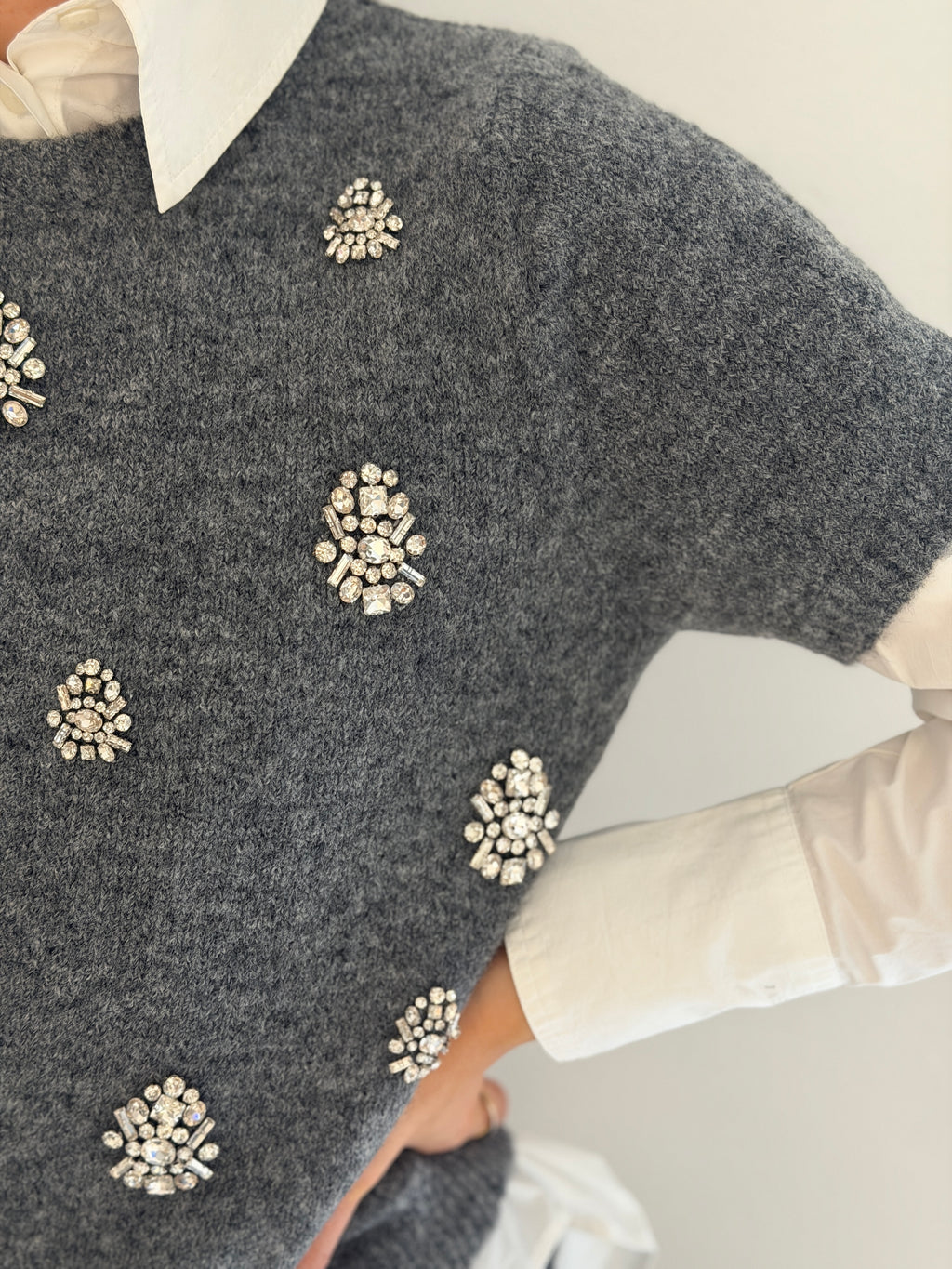 Maglia ricamata misto lana e alpaca