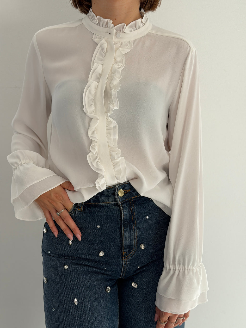 Camicia con collo in piedi e merletto
