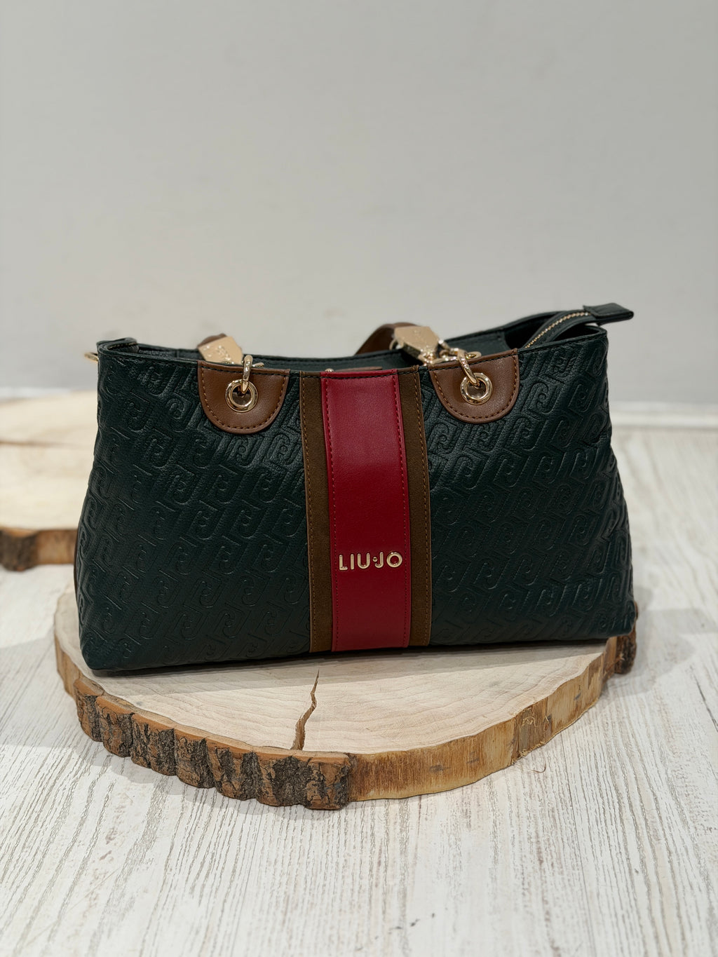 Borsa TOTE media