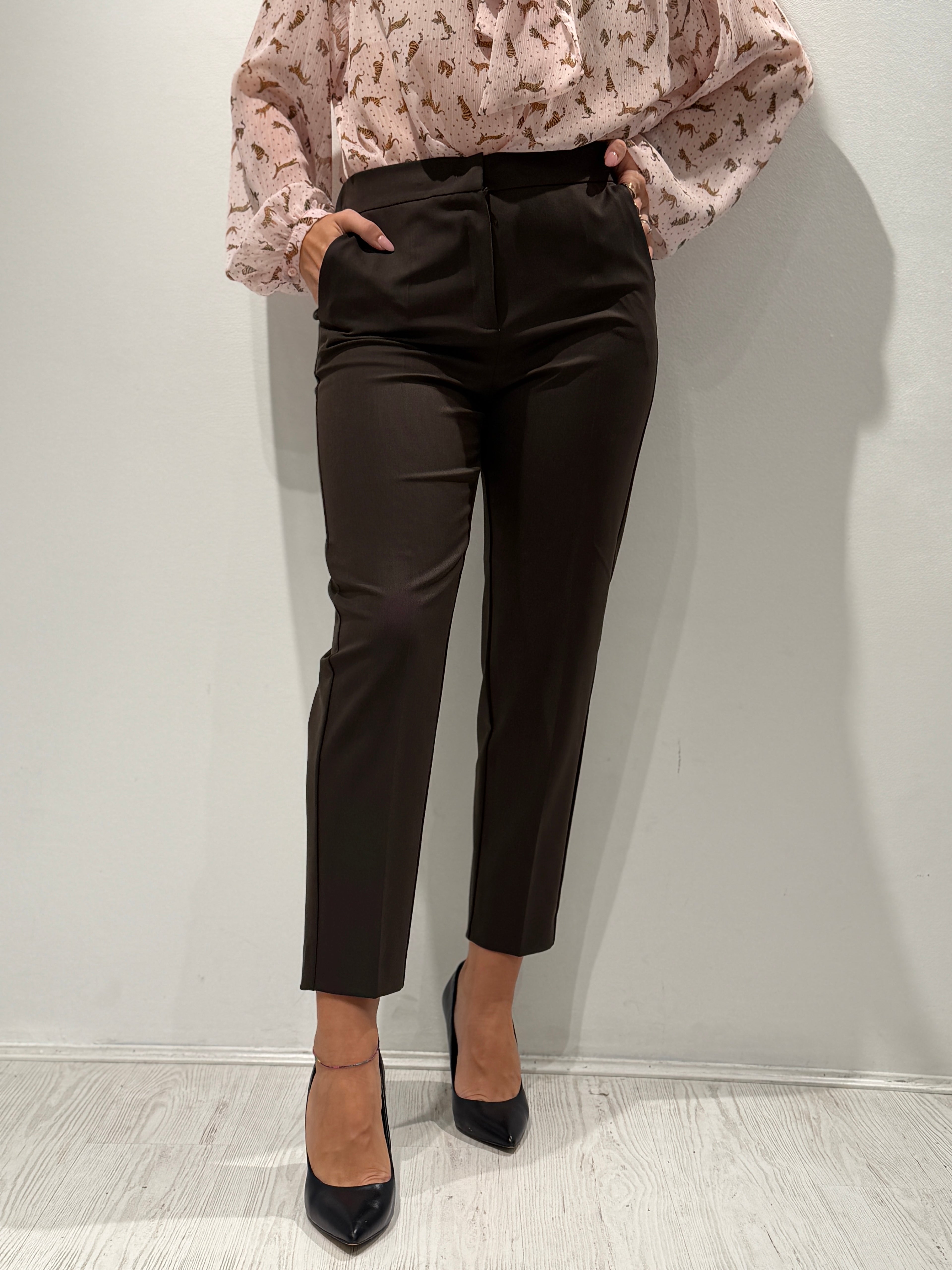 Pantaloni chino in tessuto stretch