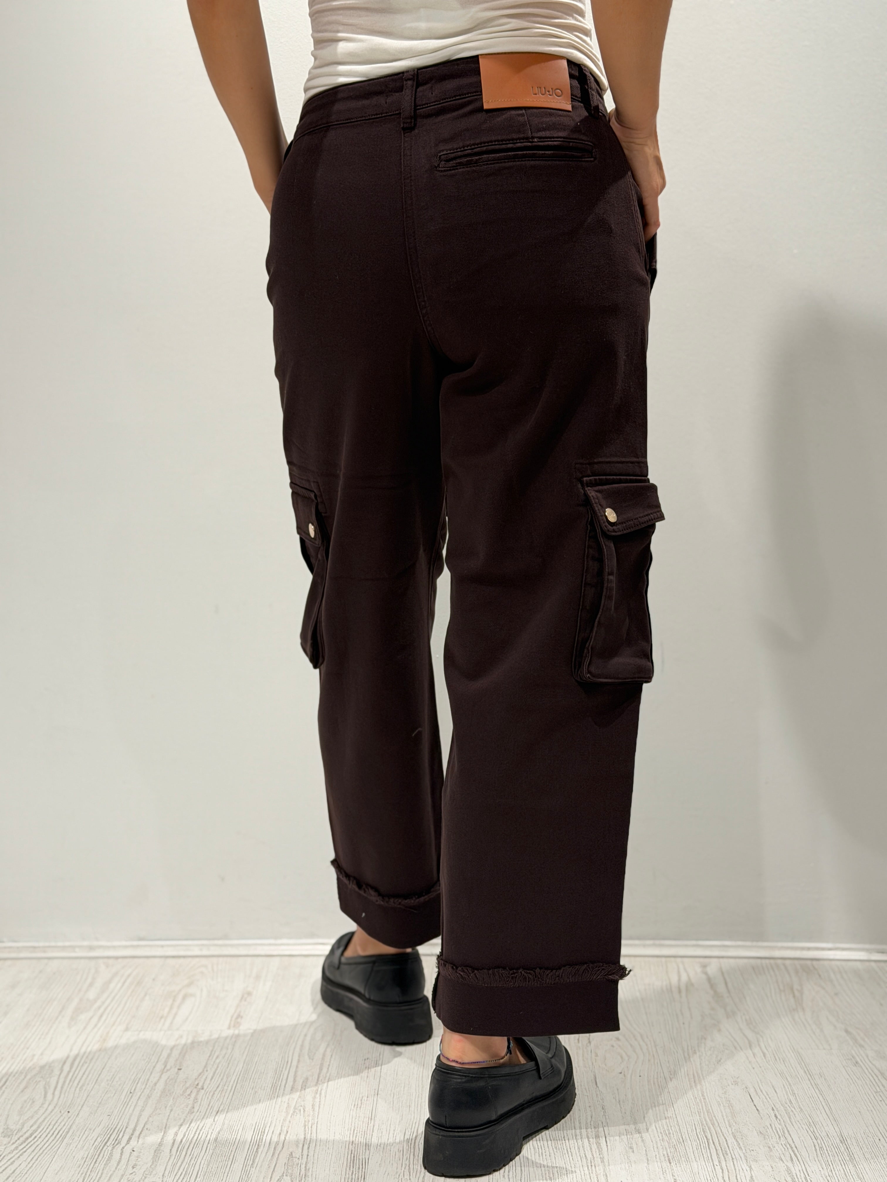 Denim cargo con tasche
