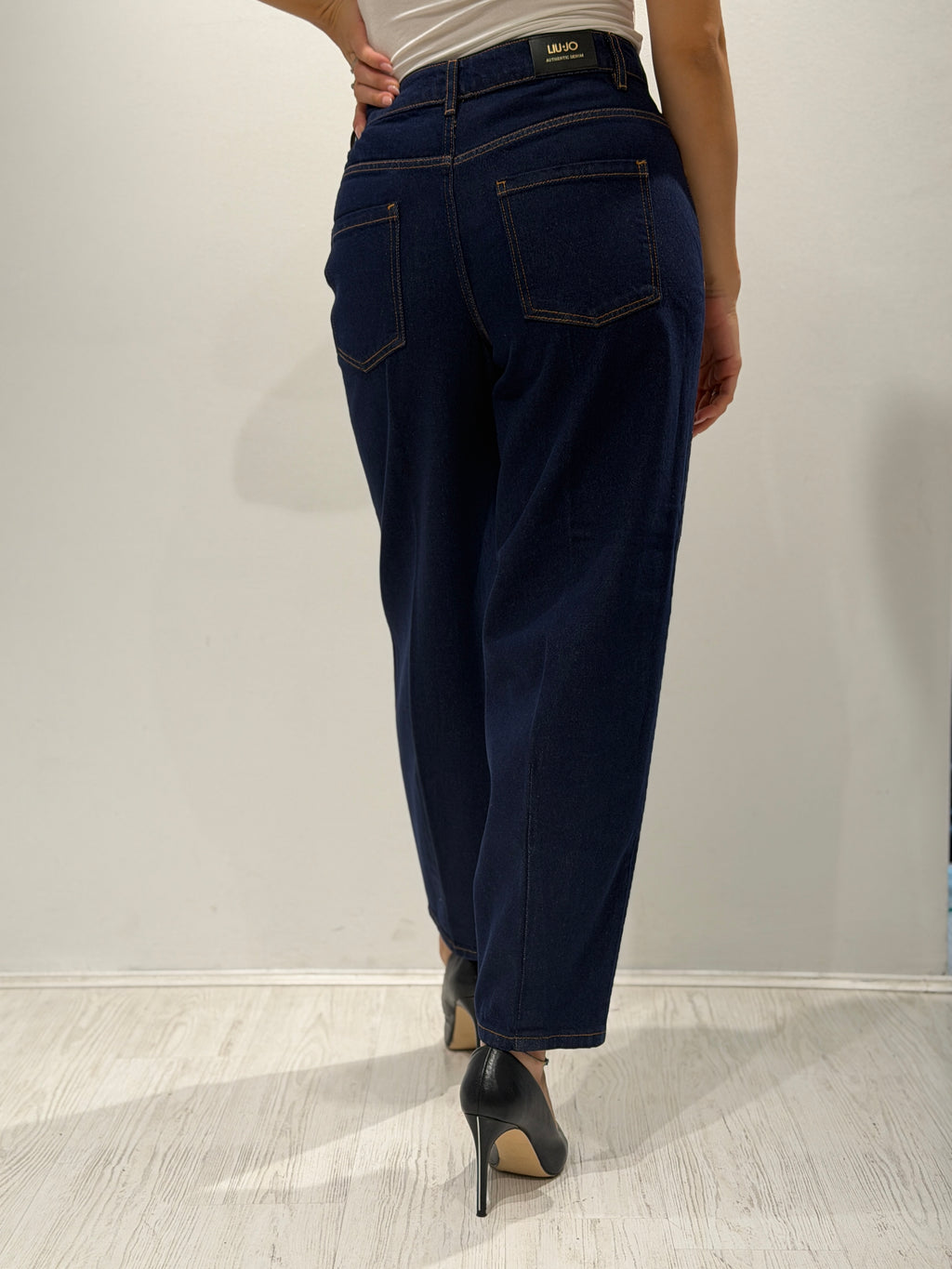 Denim a vita alta con strass