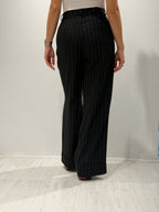 Pantalone gessato ampio