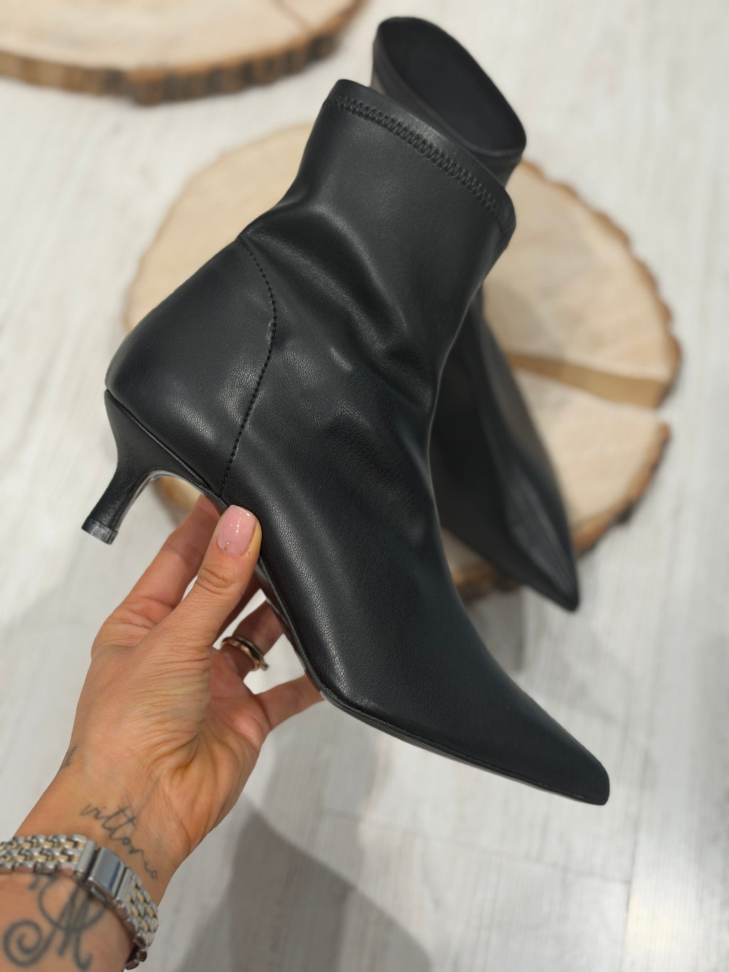 Tronchetto stretch con tacco