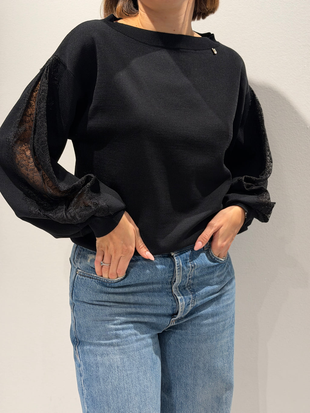 Maglia con inserti in pizzo