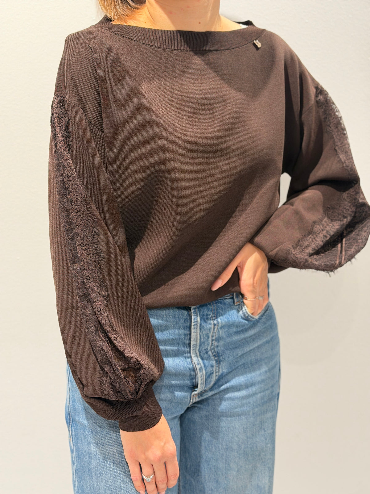 Maglia con inserti in pizzo