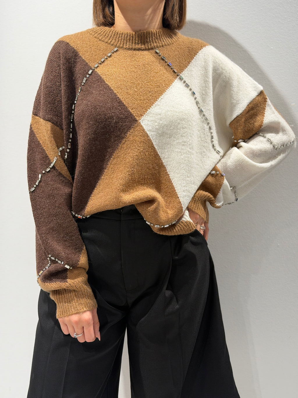 Maglia Argyle con ricami gioiello