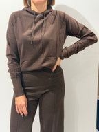 Maglia cappuccio con ricamo